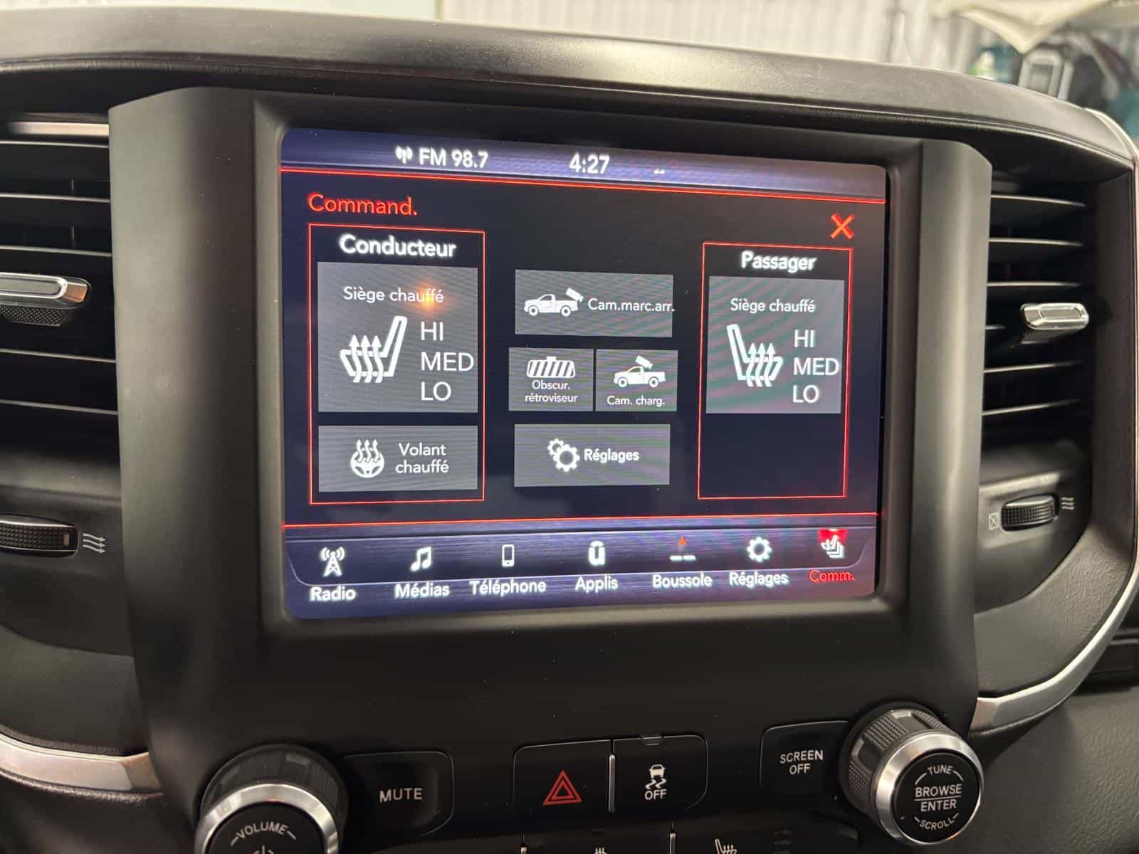 Image 10 RAM 3500 Big Horn 2021