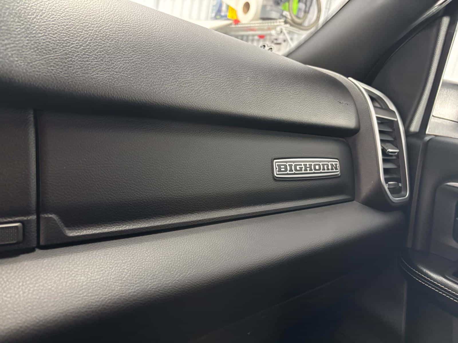 Image 13 RAM 3500 Big Horn 2021