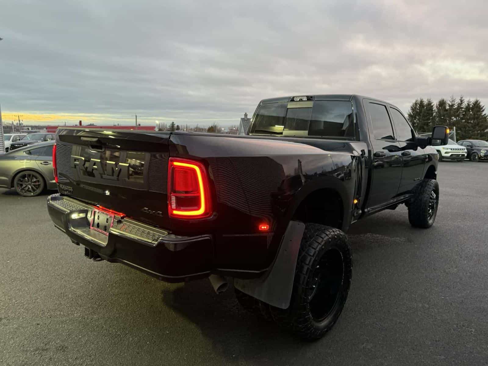 Image 5 RAM 3500 Big Horn 2025