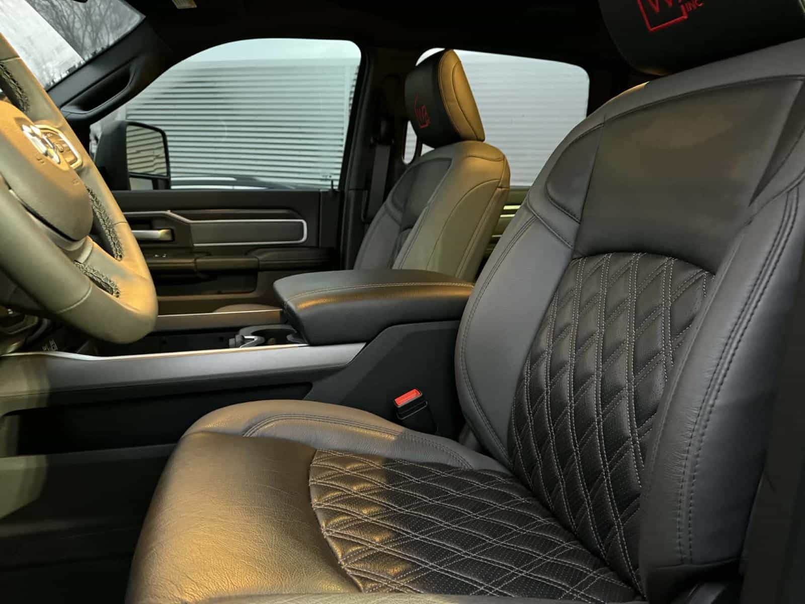 Image 14 RAM 3500 Big Horn 2025