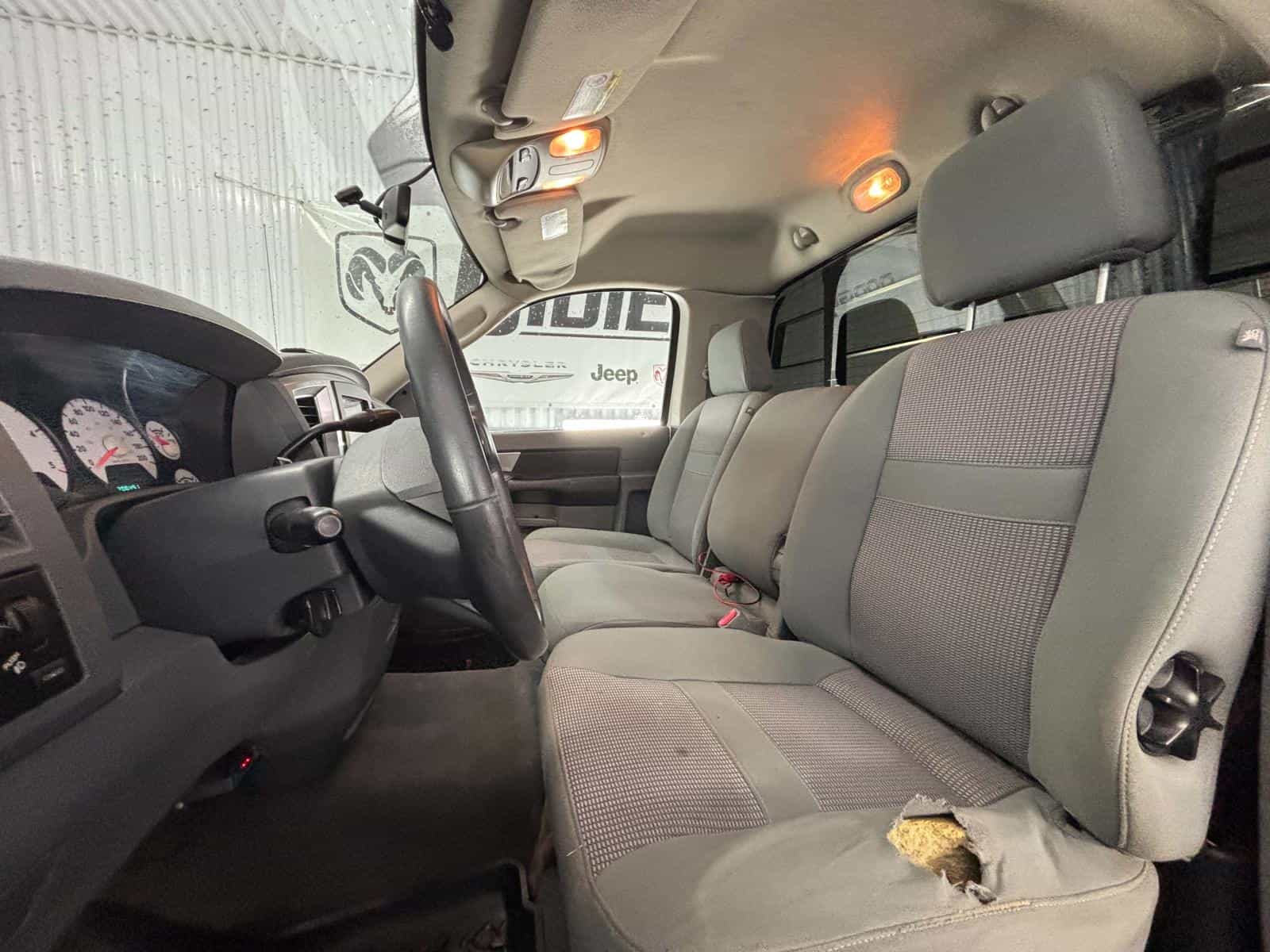 Image 6 Dodge Ram 3500 SLT 2007