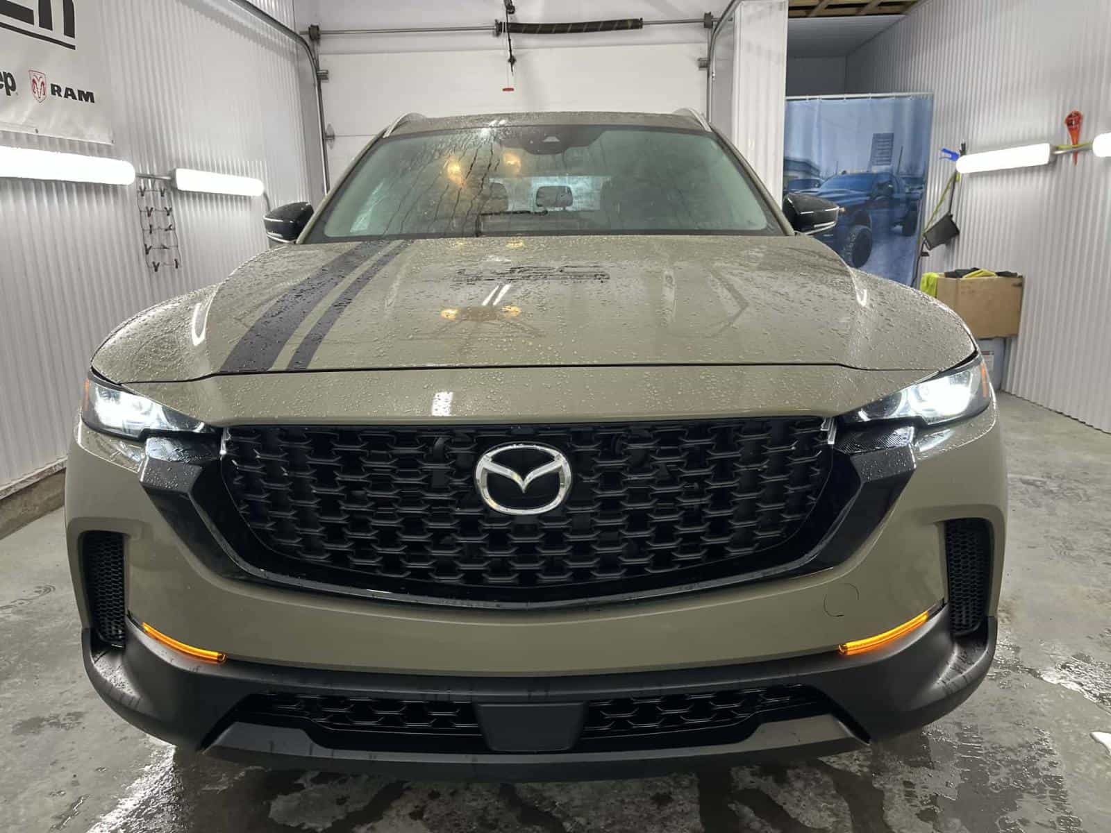 Image 2 Mazda CX-50 GS-L 2023