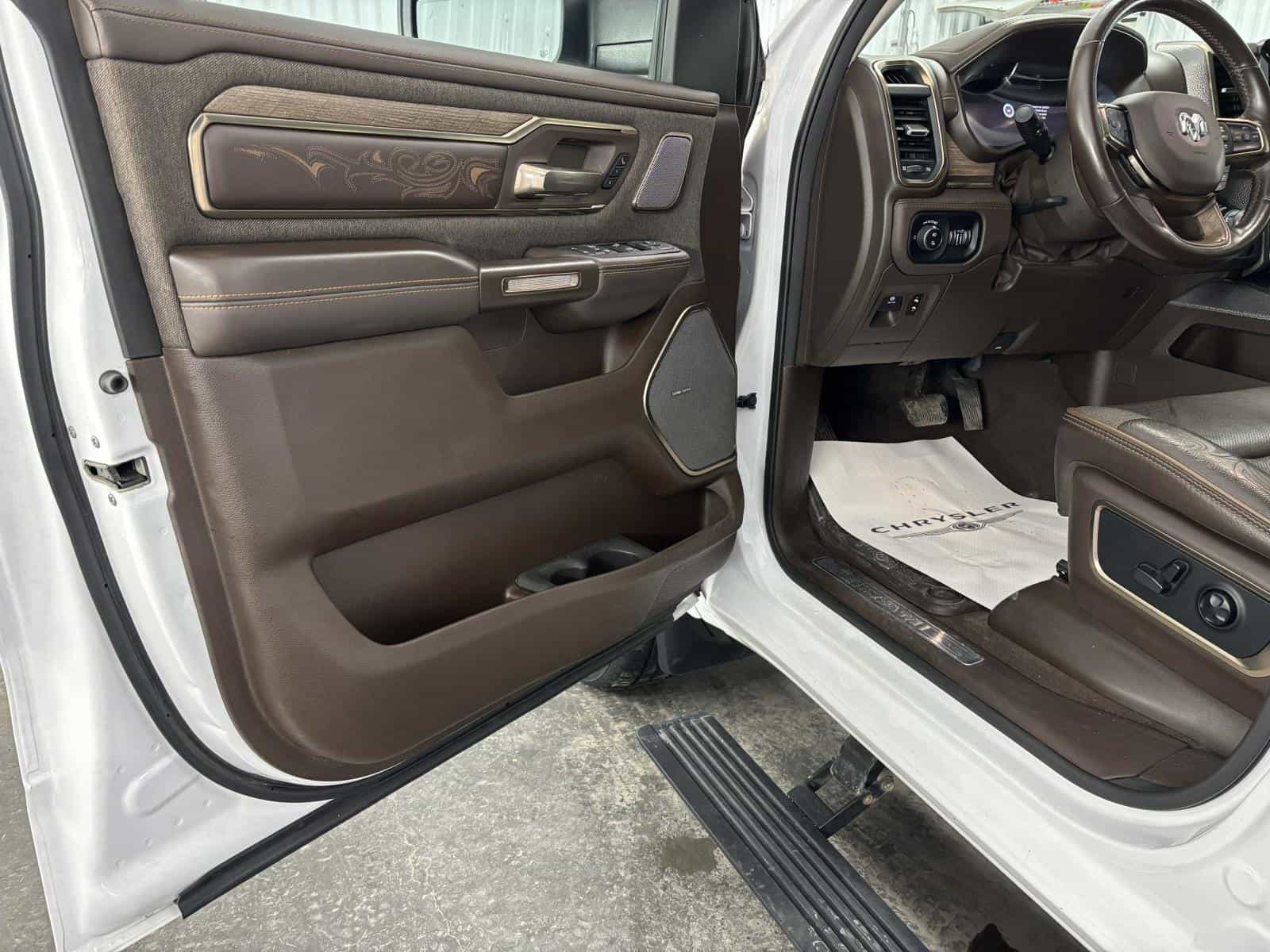 Image 6 RAM 1500 Limited Longhorn 2025