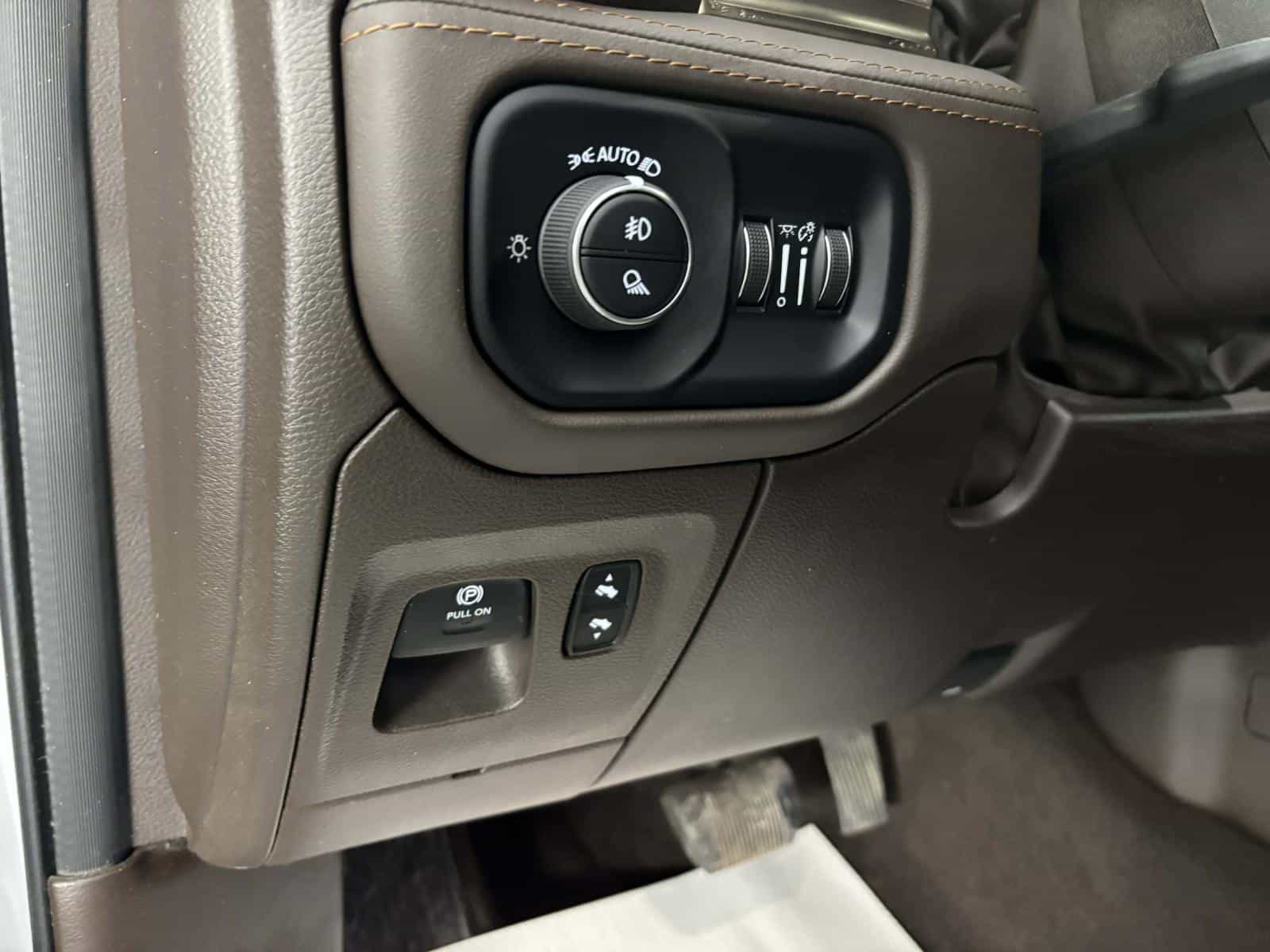 Image 16 RAM 1500 Limited Longhorn 2025