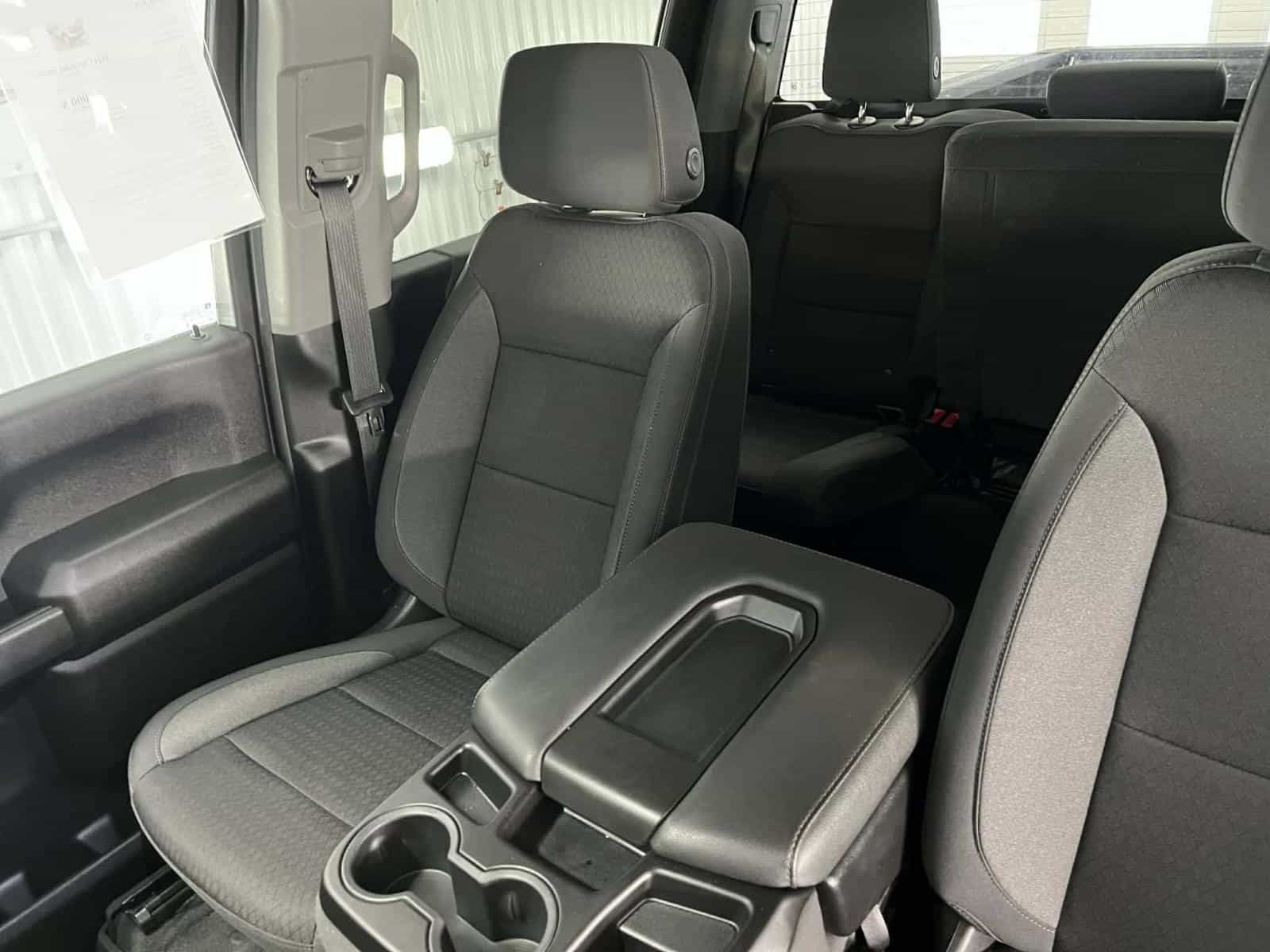 Image 13 Chevrolet Silverado Custom 2024