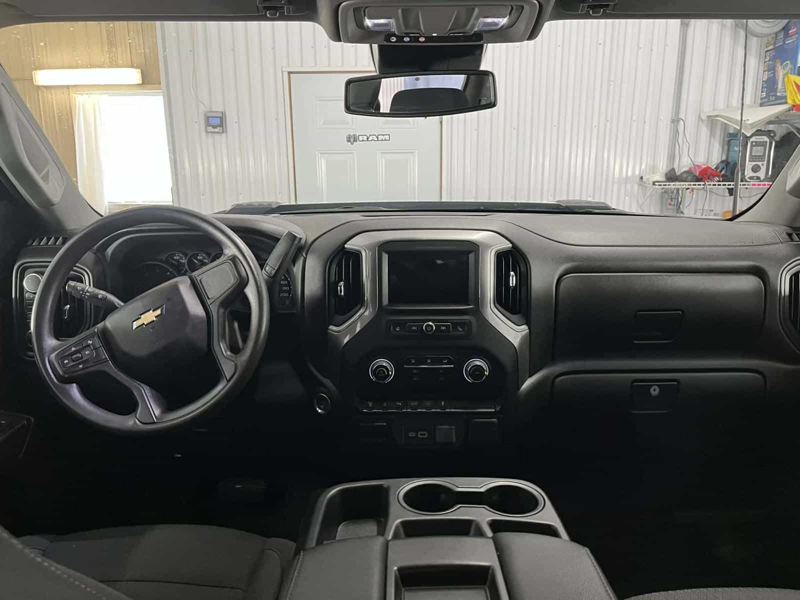 Image 9 Chevrolet Silverado Custom 2024