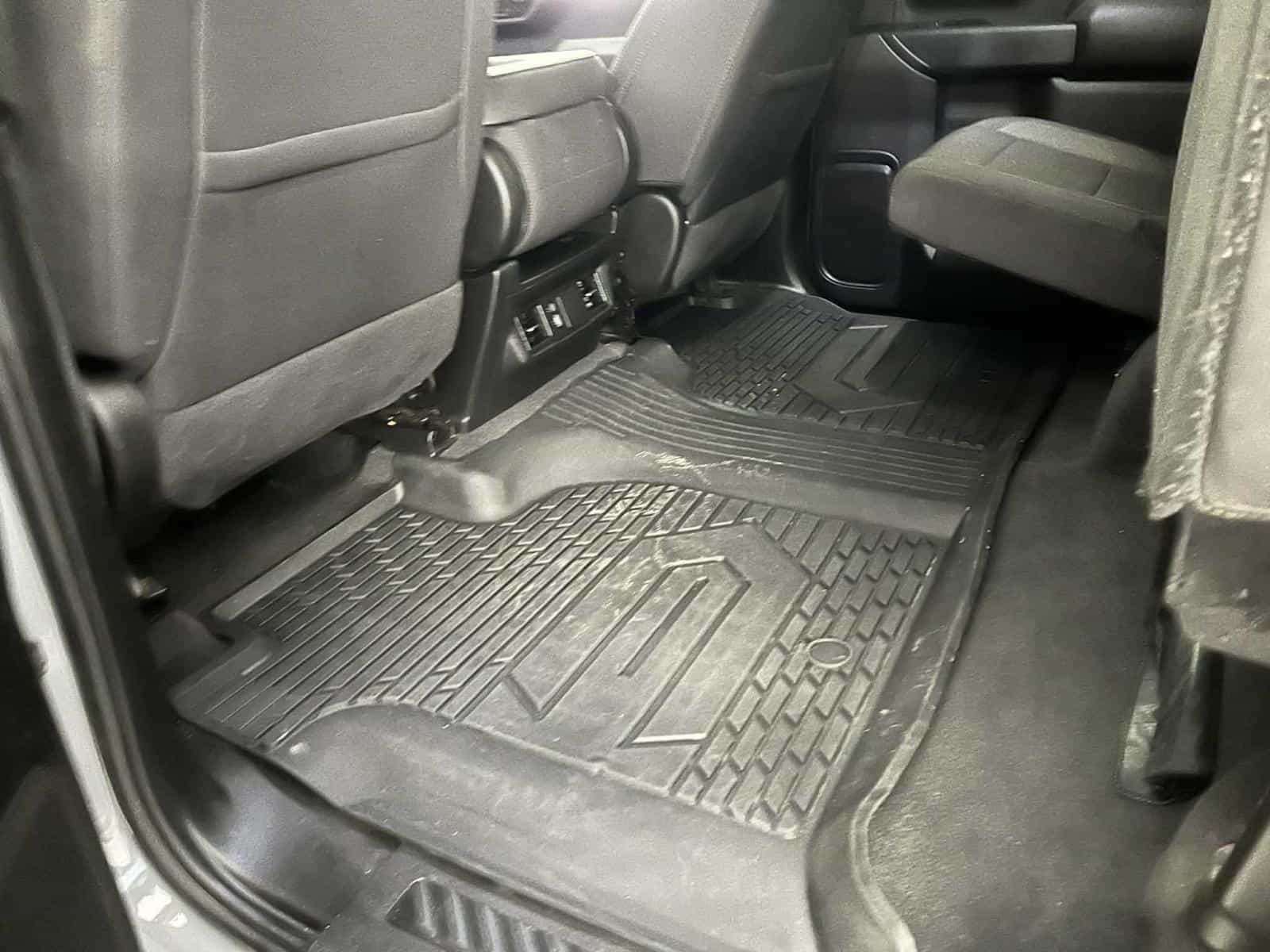 Image 14 Chevrolet Silverado Custom 2024