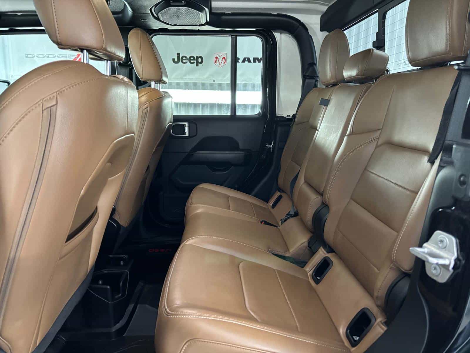 Image 16 Jeep Gladiator Overland 2021