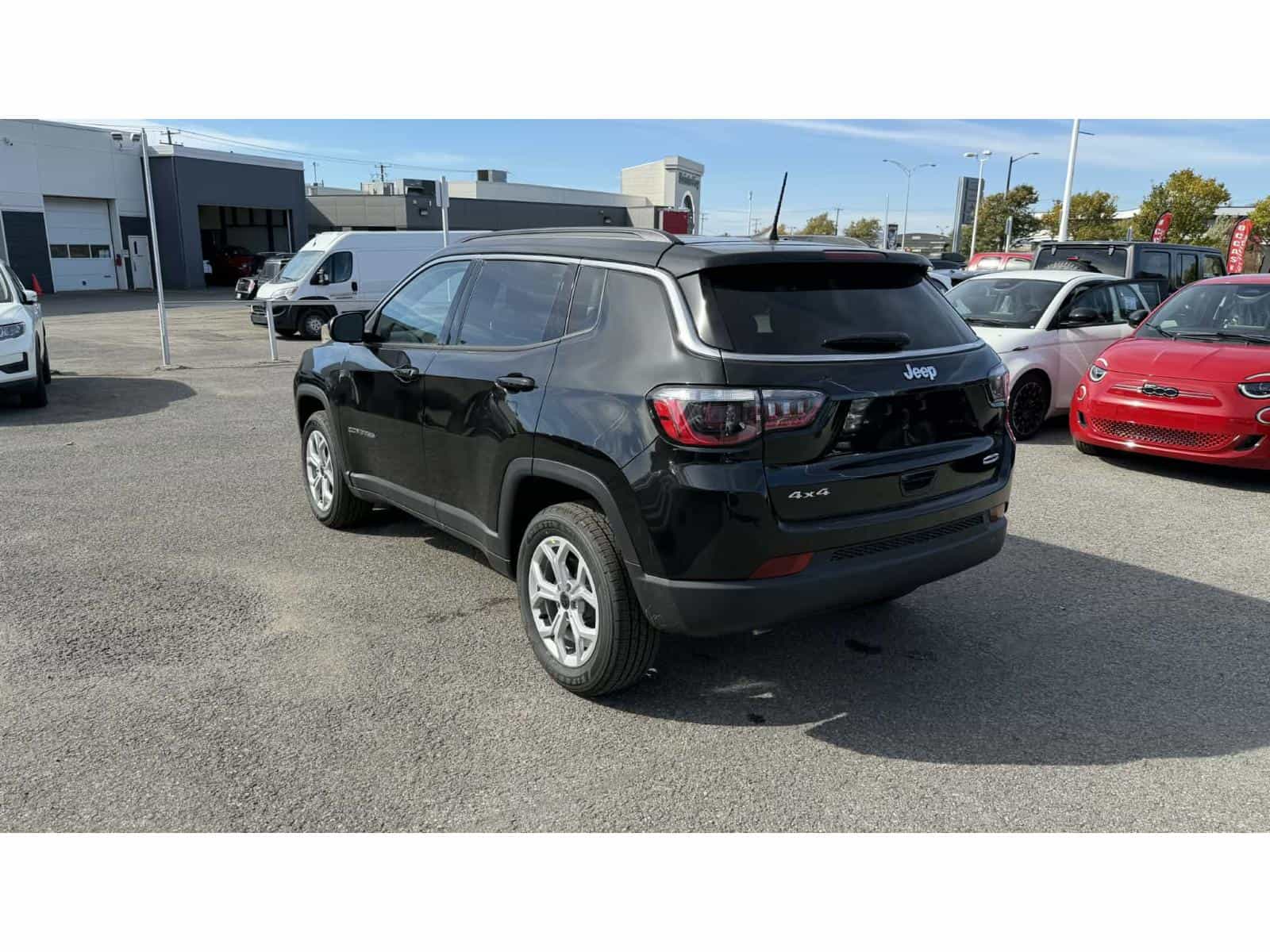 Image 11 Jeep Compass North 2026
