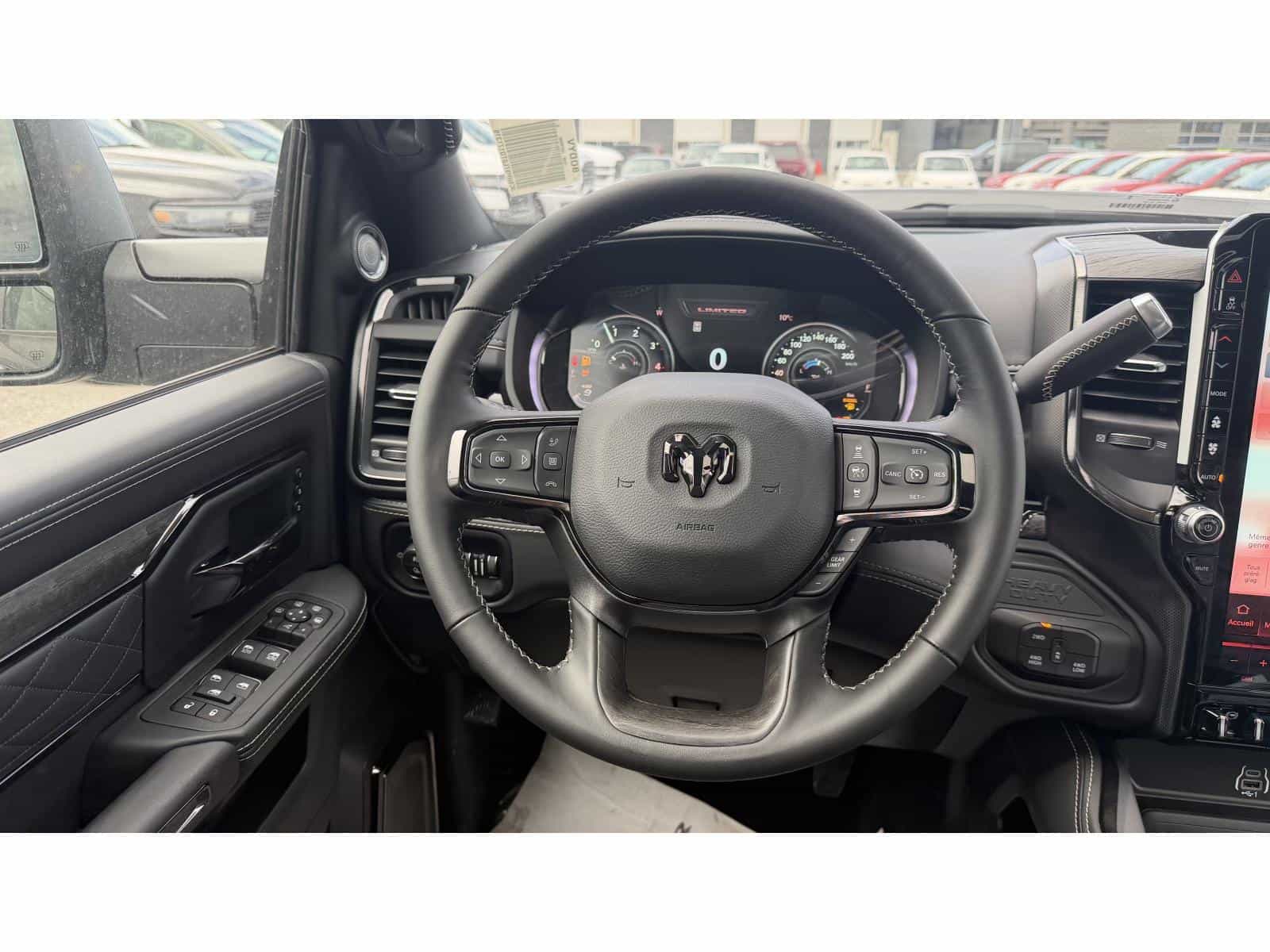 Image 5 RAM 2500 Limited 2026