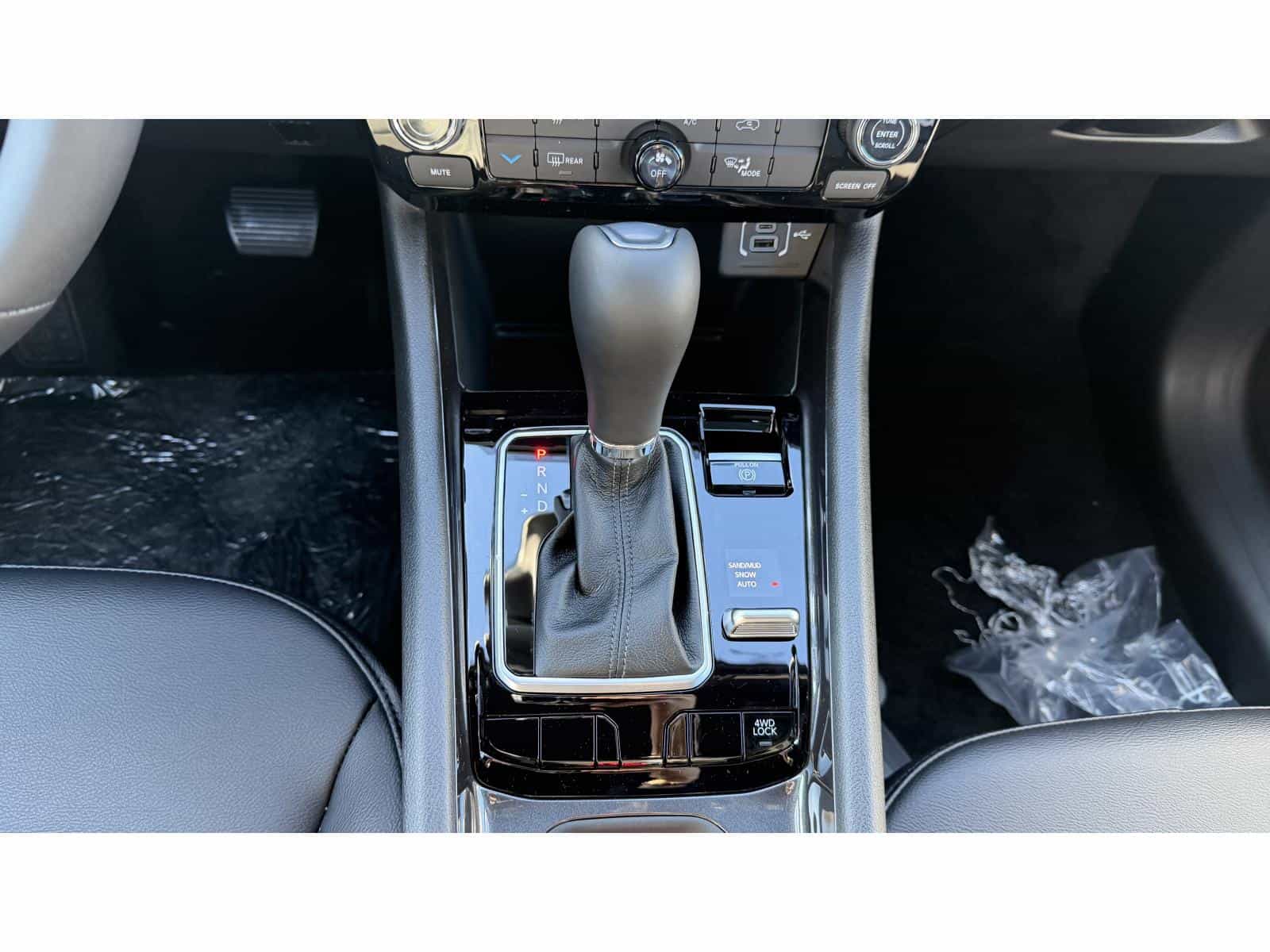 Image 8 Jeep Compass North 2026