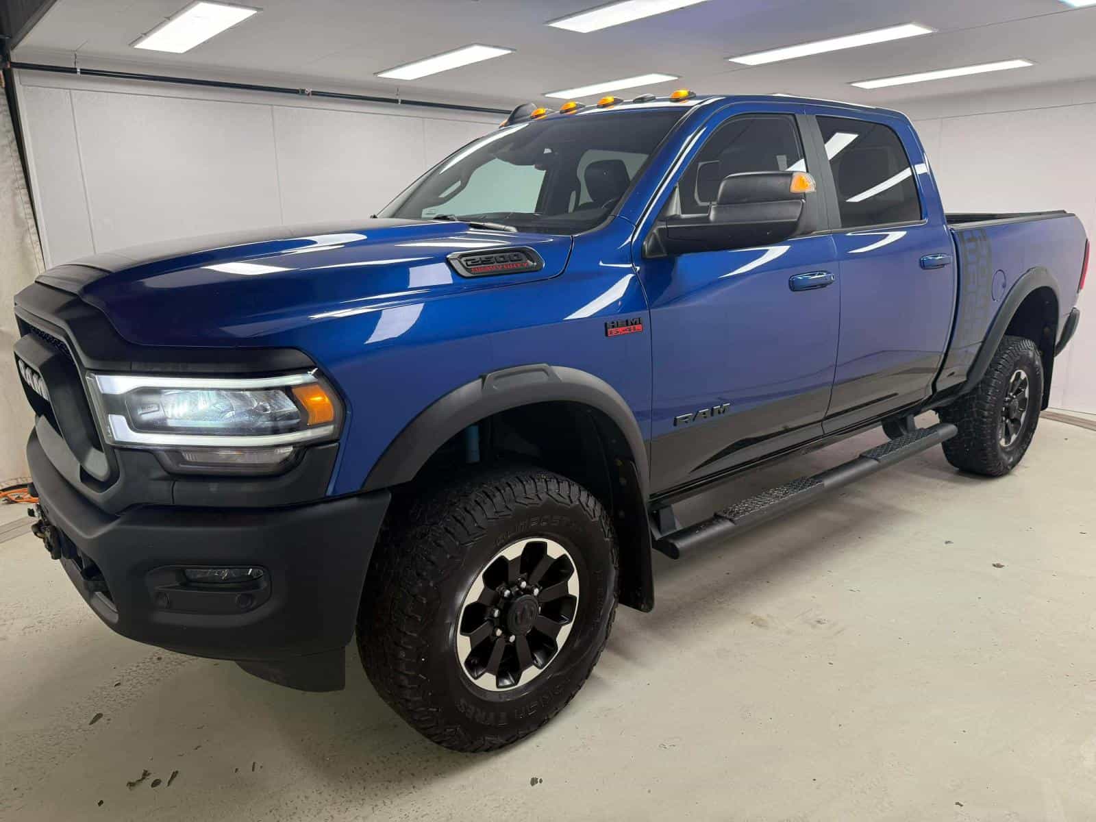 Image 2 RAM 2500 Powerwagon Power Wagon 2019