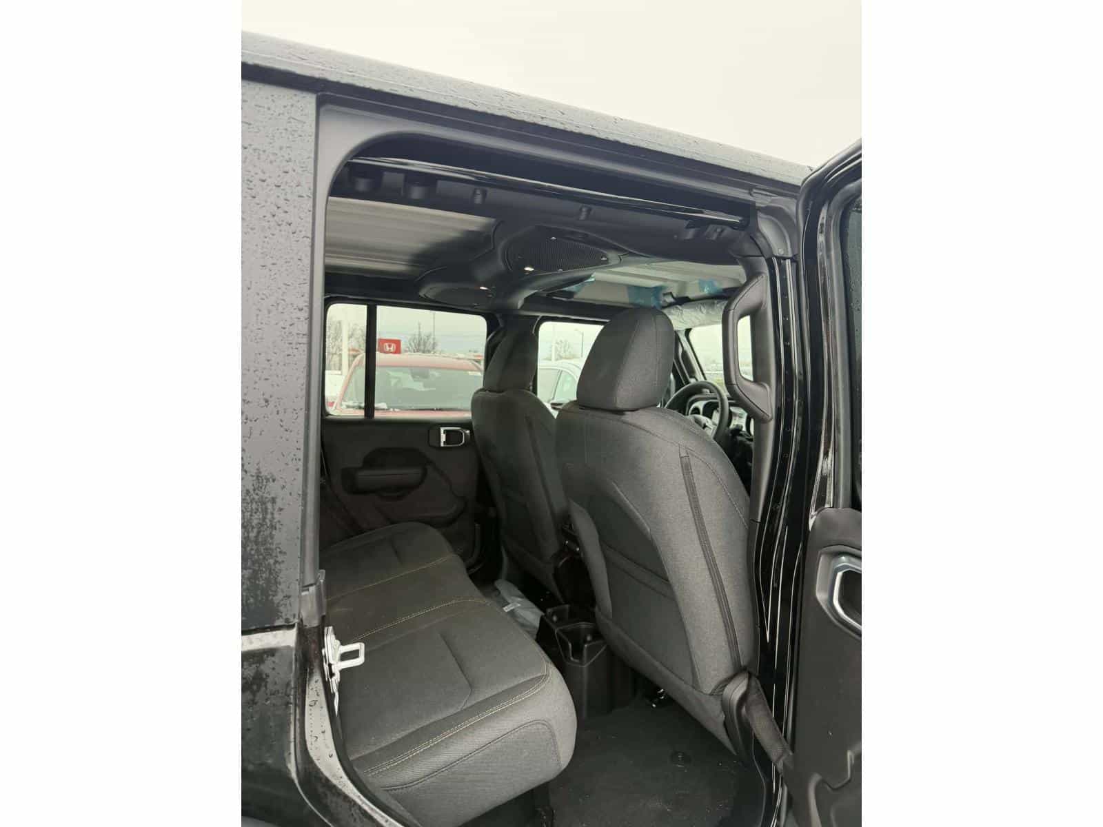 2026 Jeep Wrangler 4 Door Willys - Image 6