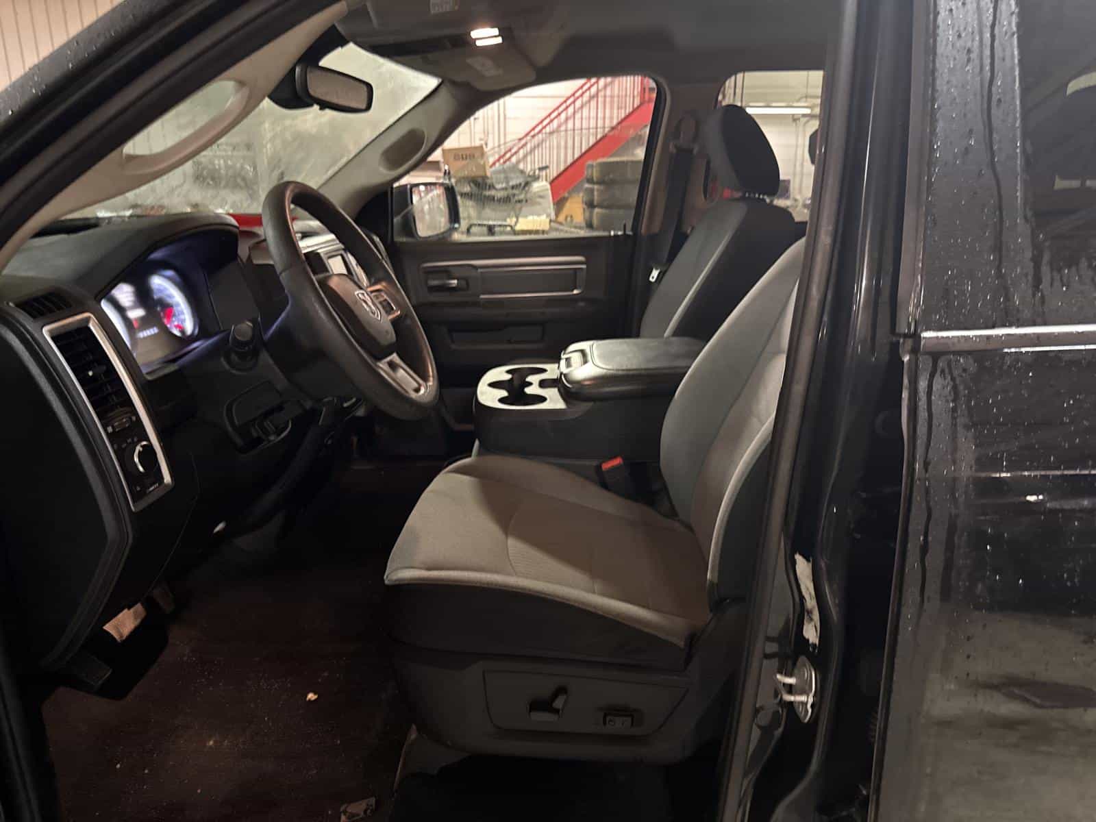 Image 13 RAM 1500 CLASSIC SLT SLT 2022