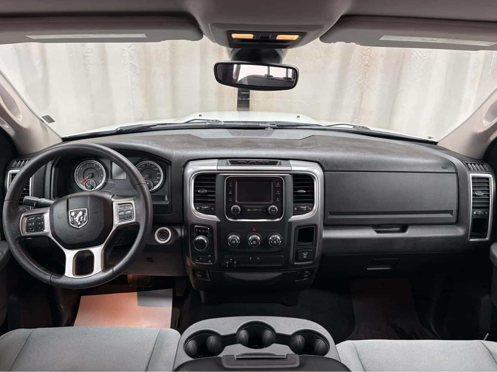 Image 11 RAM 1500 Classic SLT 2022