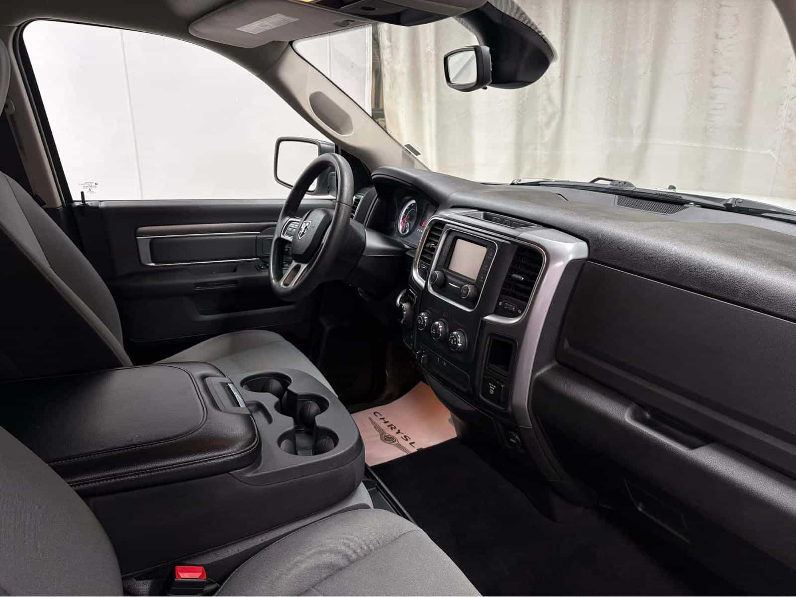 Image 12 RAM 1500 Classic SLT 2022