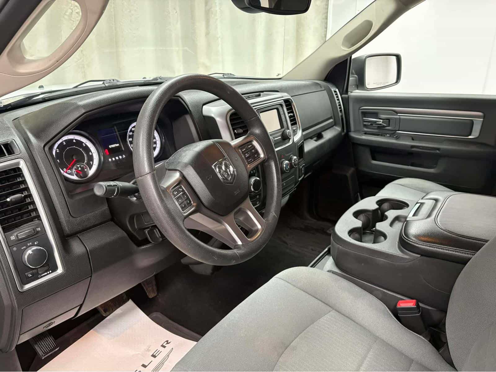 Image 15 RAM 1500 Classic SLT 2022