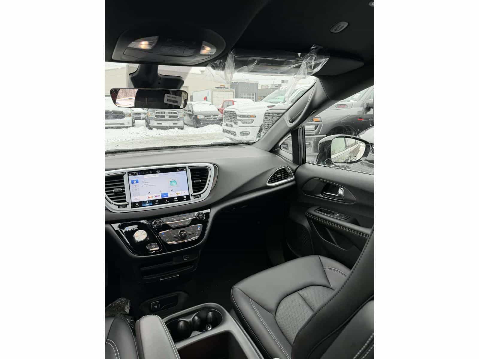 Image 10 Chrysler Grand Caravan SXT 2026