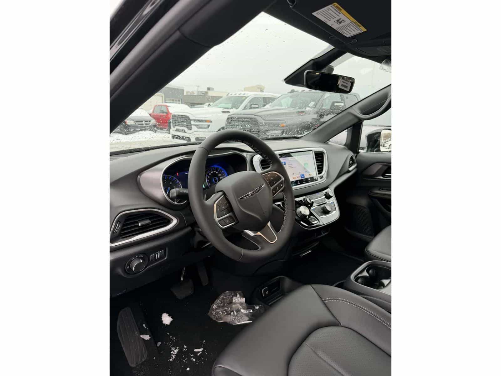 Image 14 Chrysler Grand Caravan SXT 2026