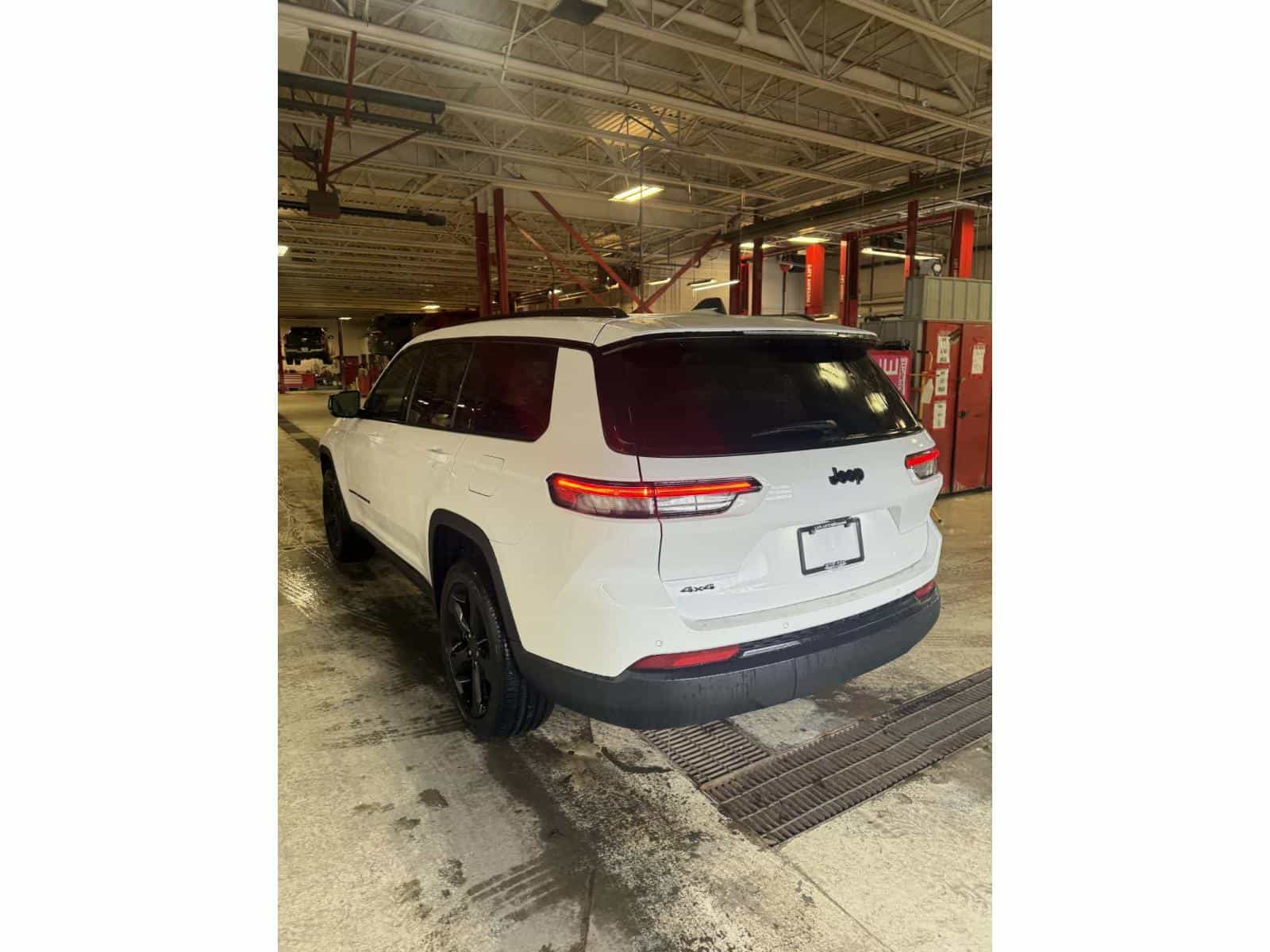 Image 9 Jeep Grand Cherokee L Altitude 2025