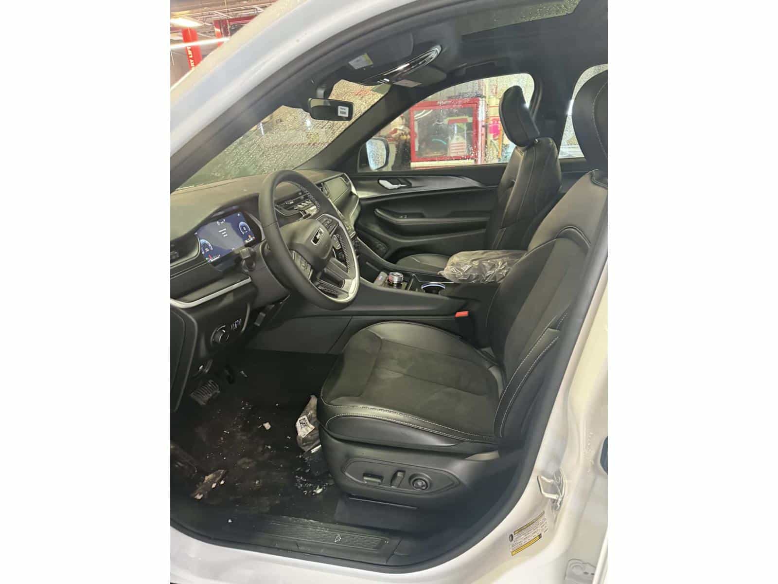 Image 4 Jeep Grand Cherokee L Altitude 2025