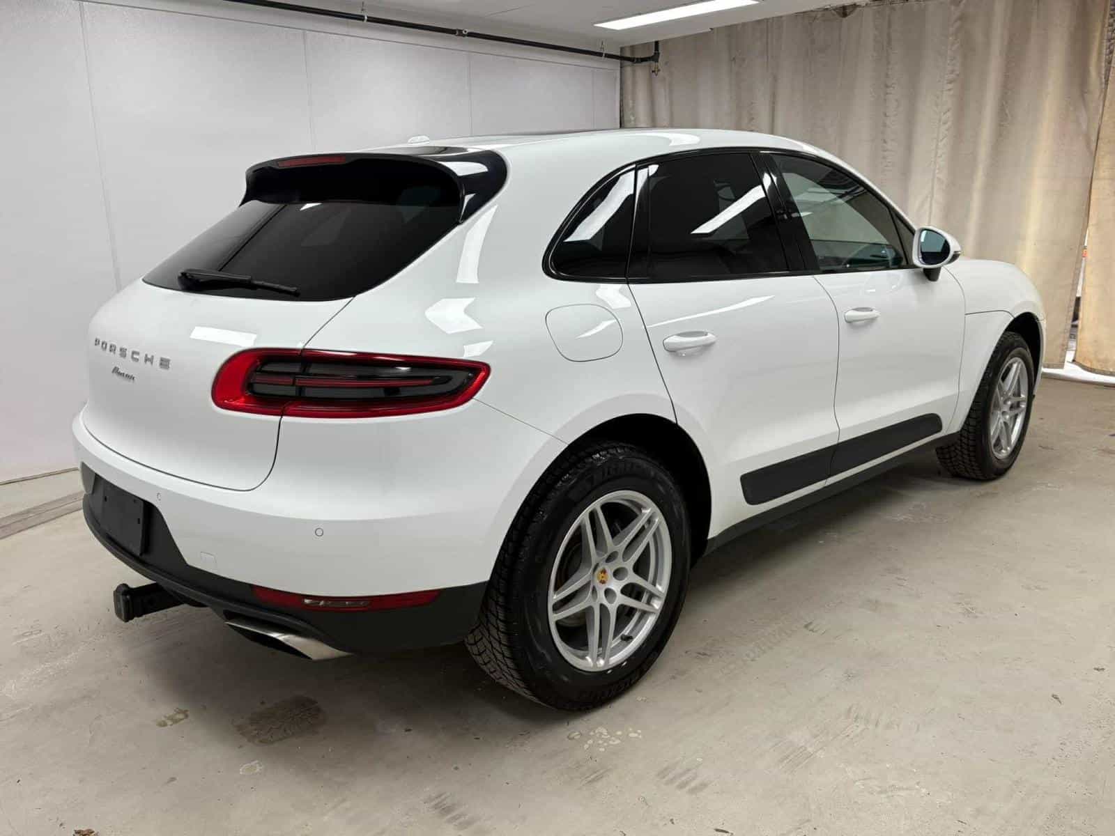 Image 5 Porsche Macan Base 2018