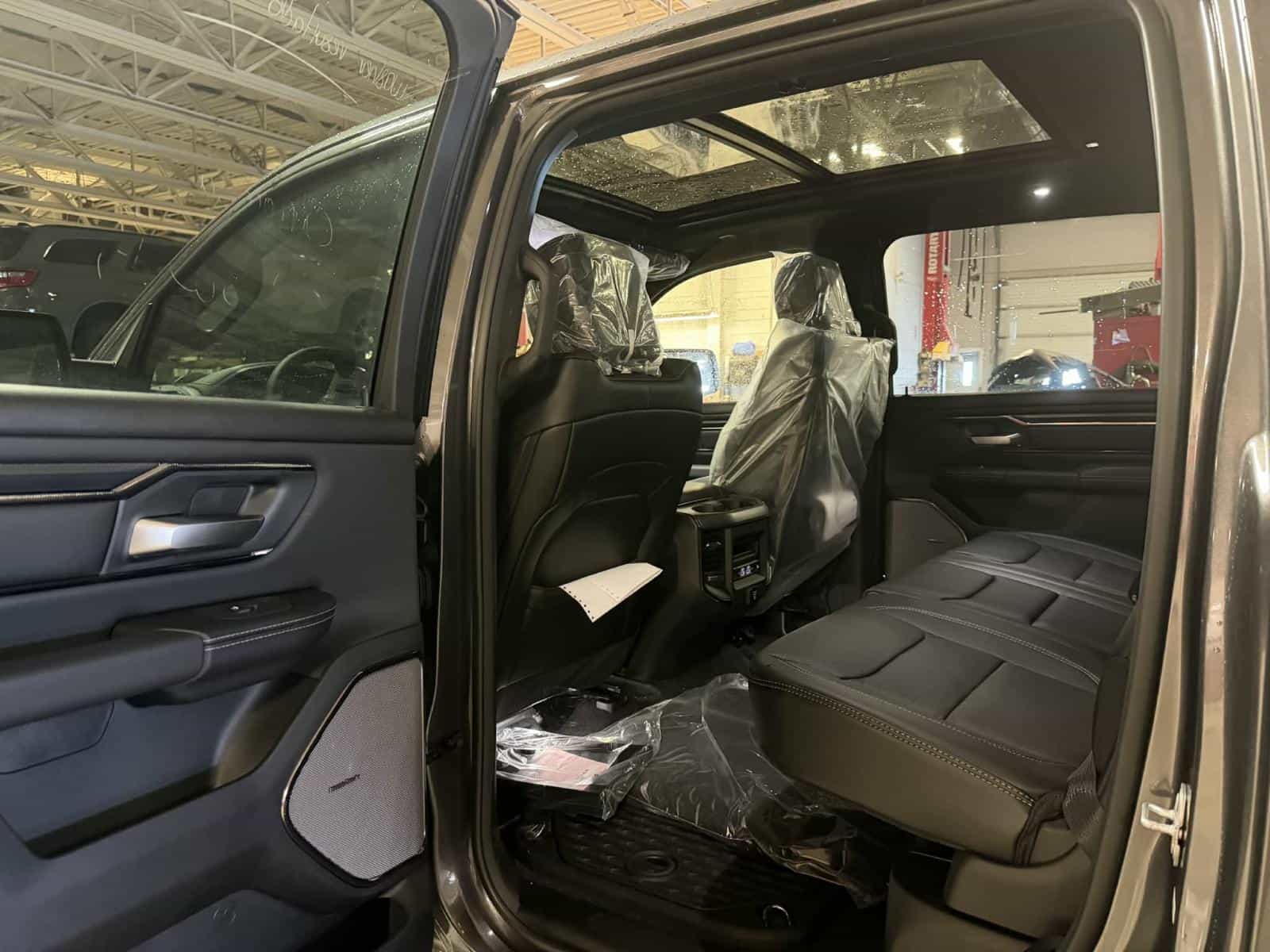 Image 6 RAM 1500 Sport 2026