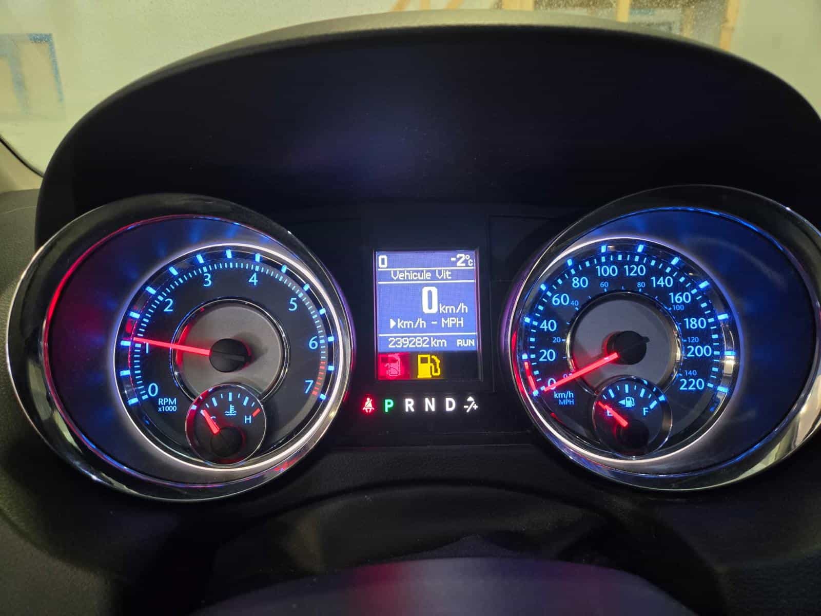 Image 14 Chrysler Town & Country Touring 2013