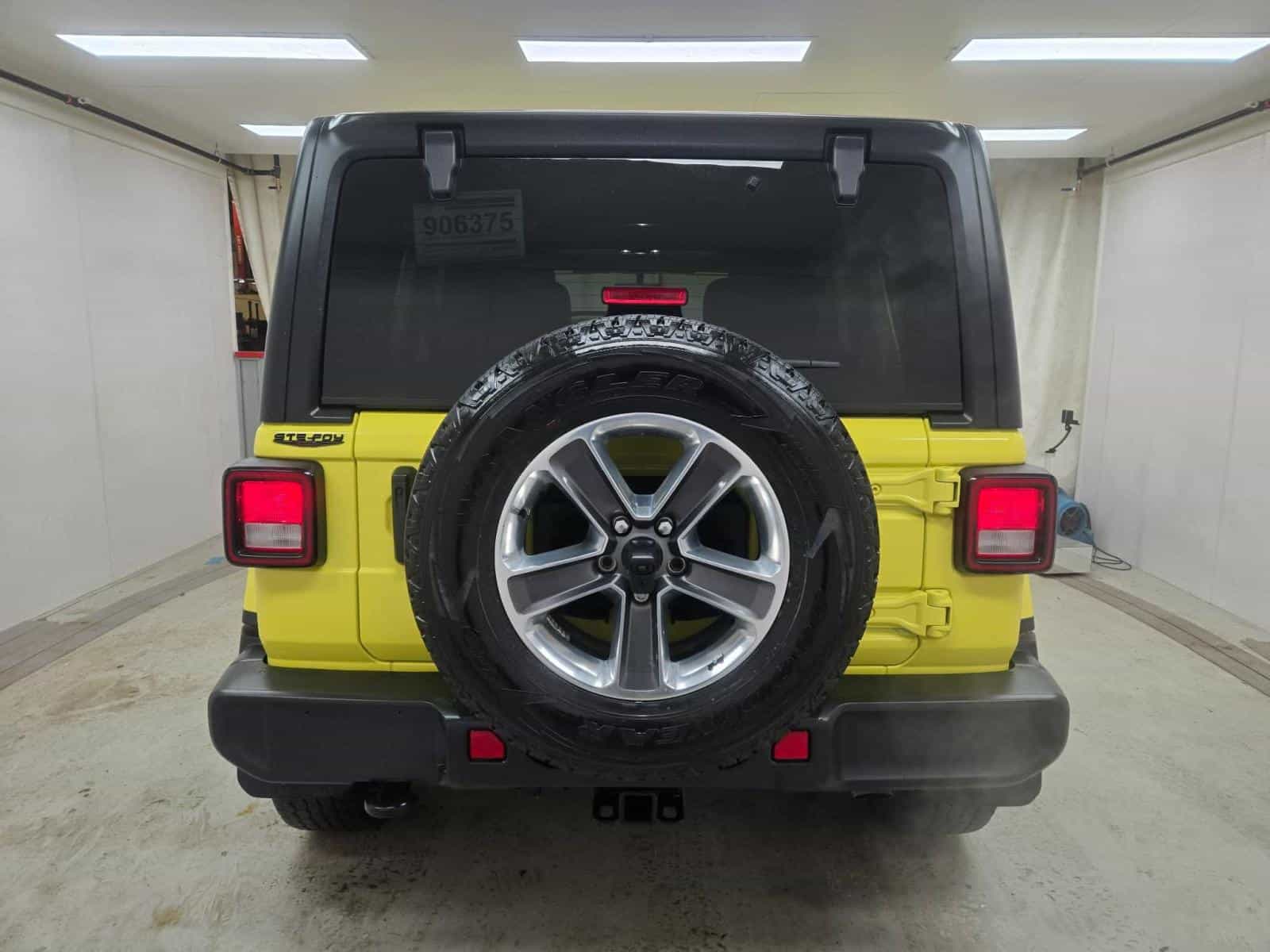 Image 6 Jeep Wrangler Sahara 2023