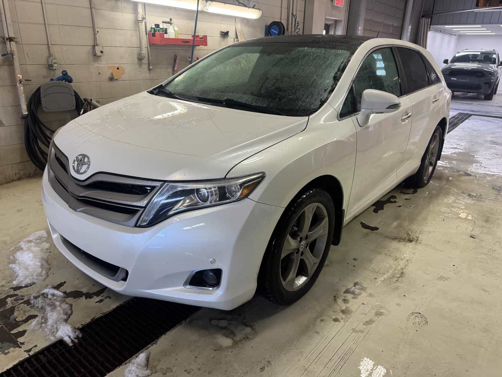 2014 Toyota VENZA LE/XLE/LIMITED Base - Image 1