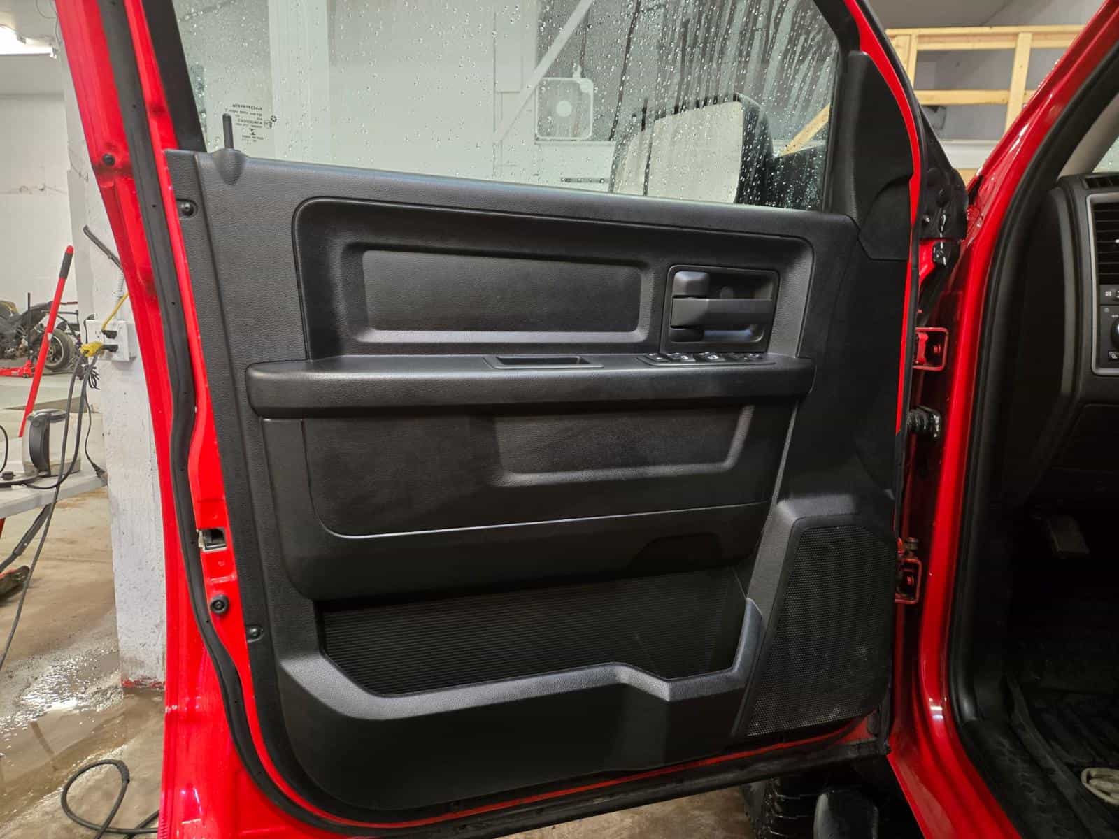 Image 9 RAM 1500 Classic ST 2019