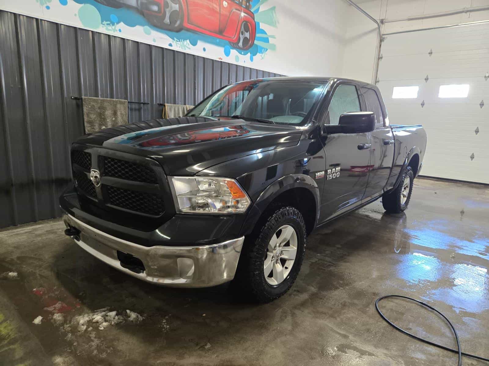Image 1 RAM 1500 Outdoorsman 2017