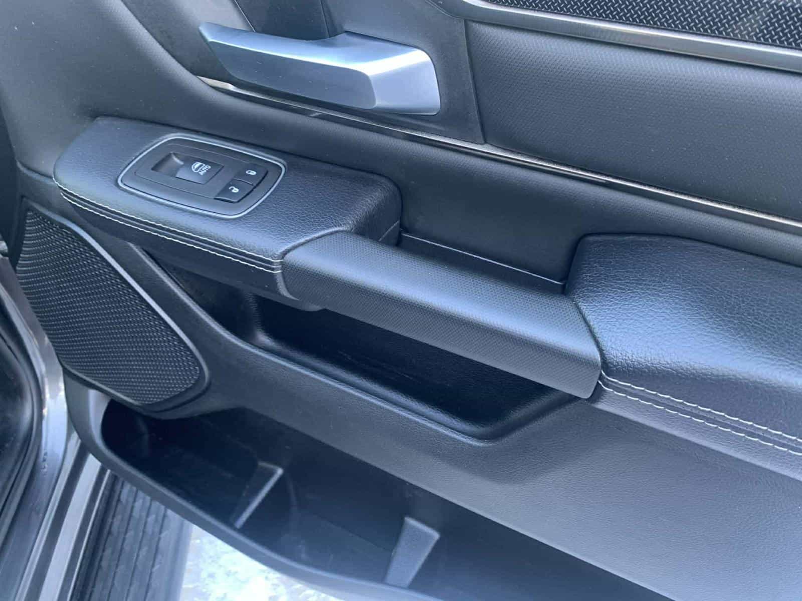 2022 RAM 1500 Sport - Image 12