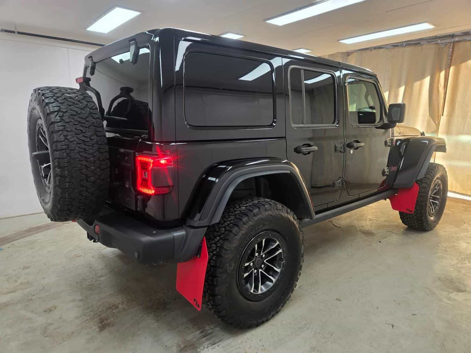 Image 5 Jeep Wrangler Rubicon X 2025