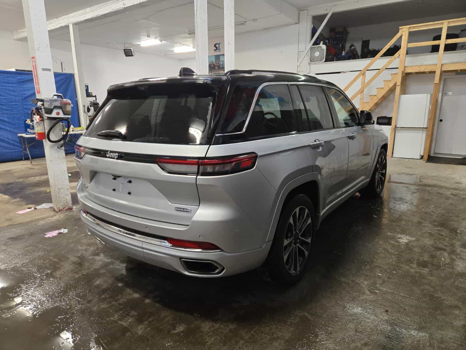 Image 4 Jeep Grand Cherokee Overland 2022