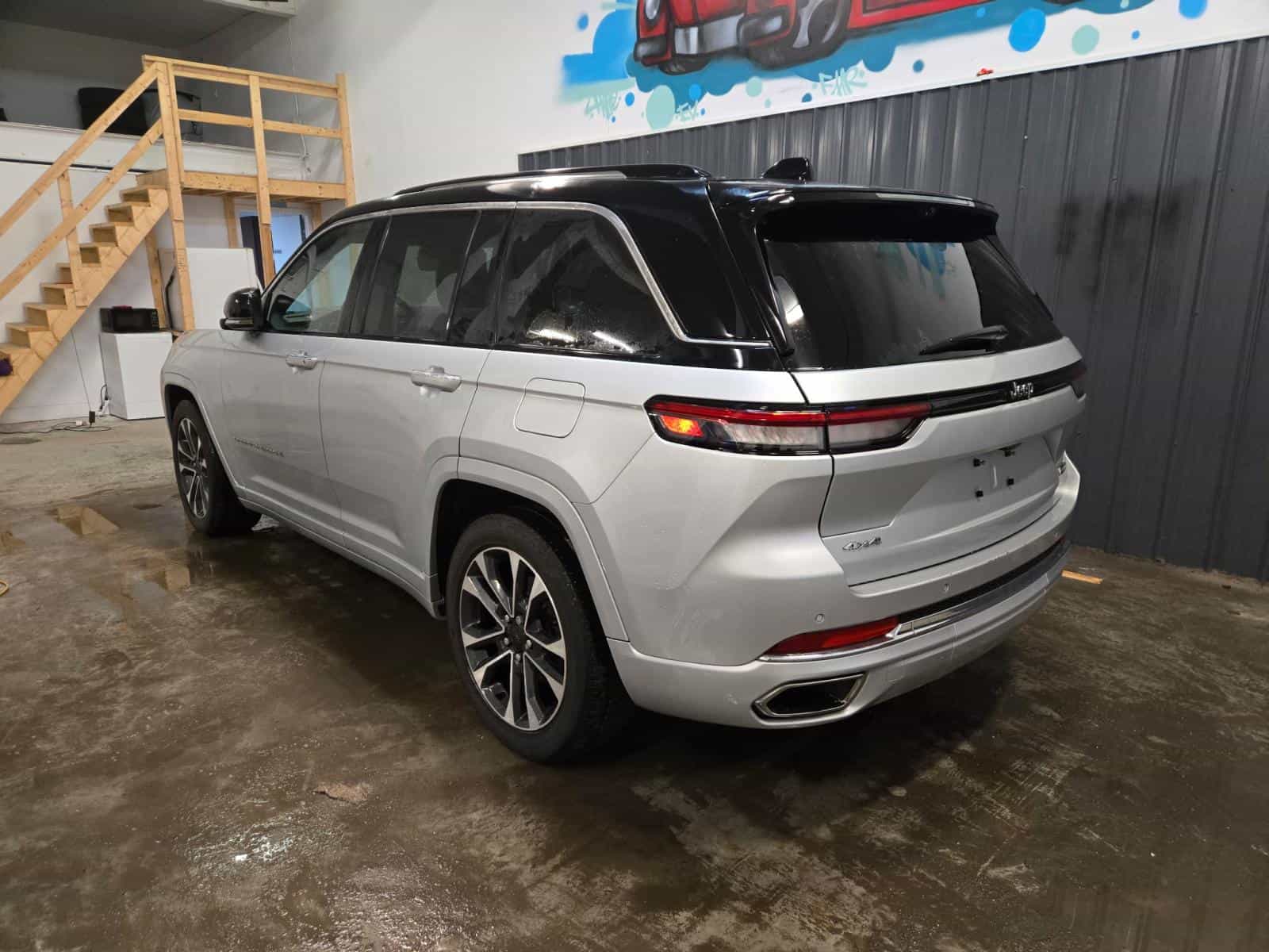 Image 6 Jeep Grand Cherokee Overland 2022