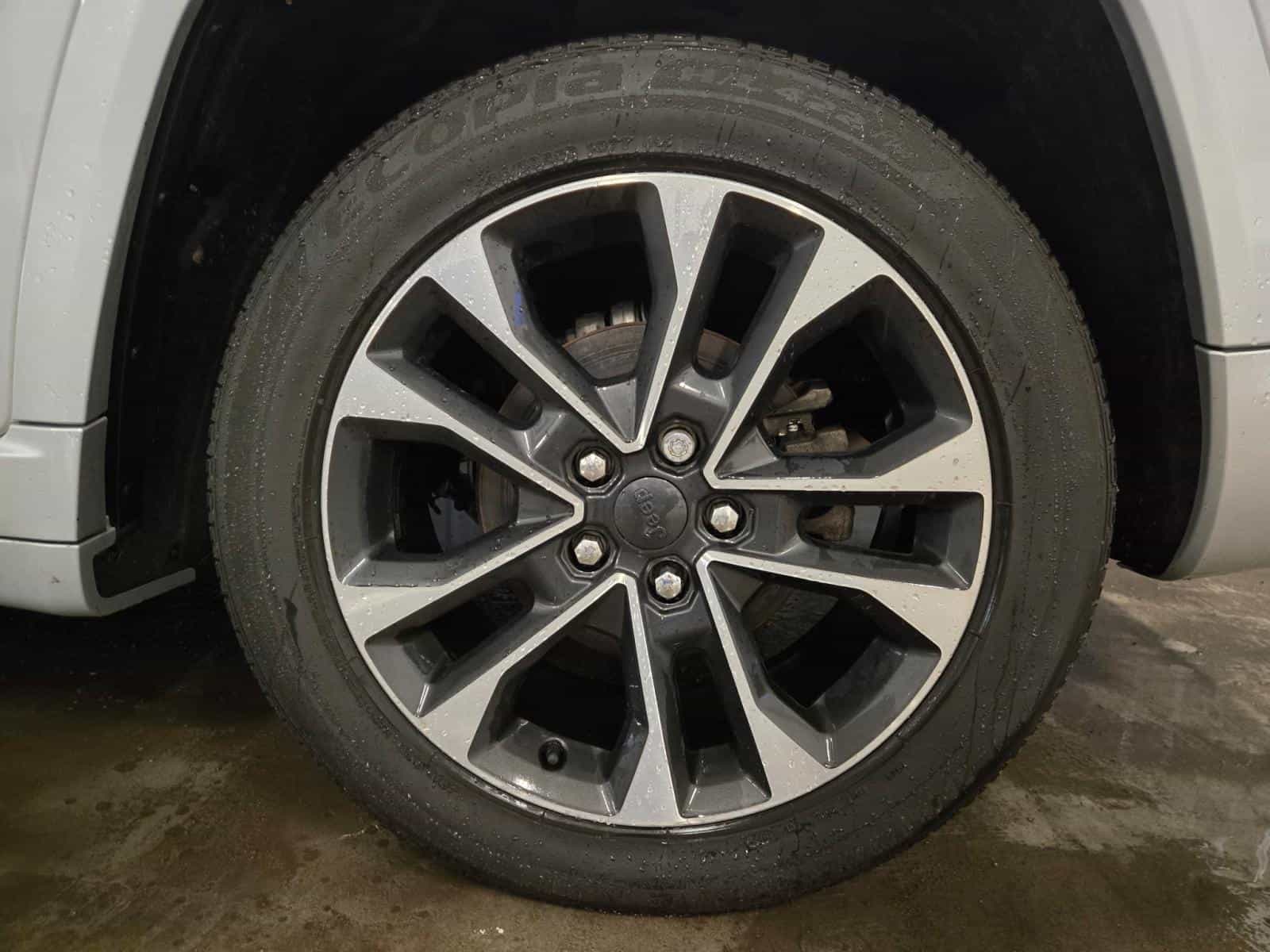 Image 8 Jeep Grand Cherokee Overland 2022