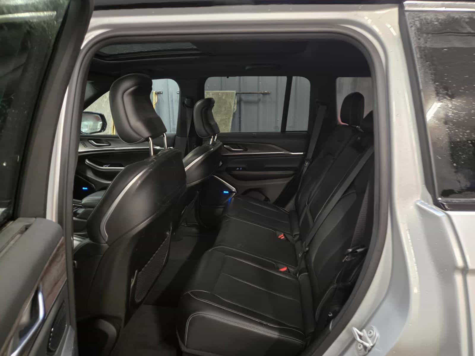 Image 12 Jeep Grand Cherokee Overland 2022