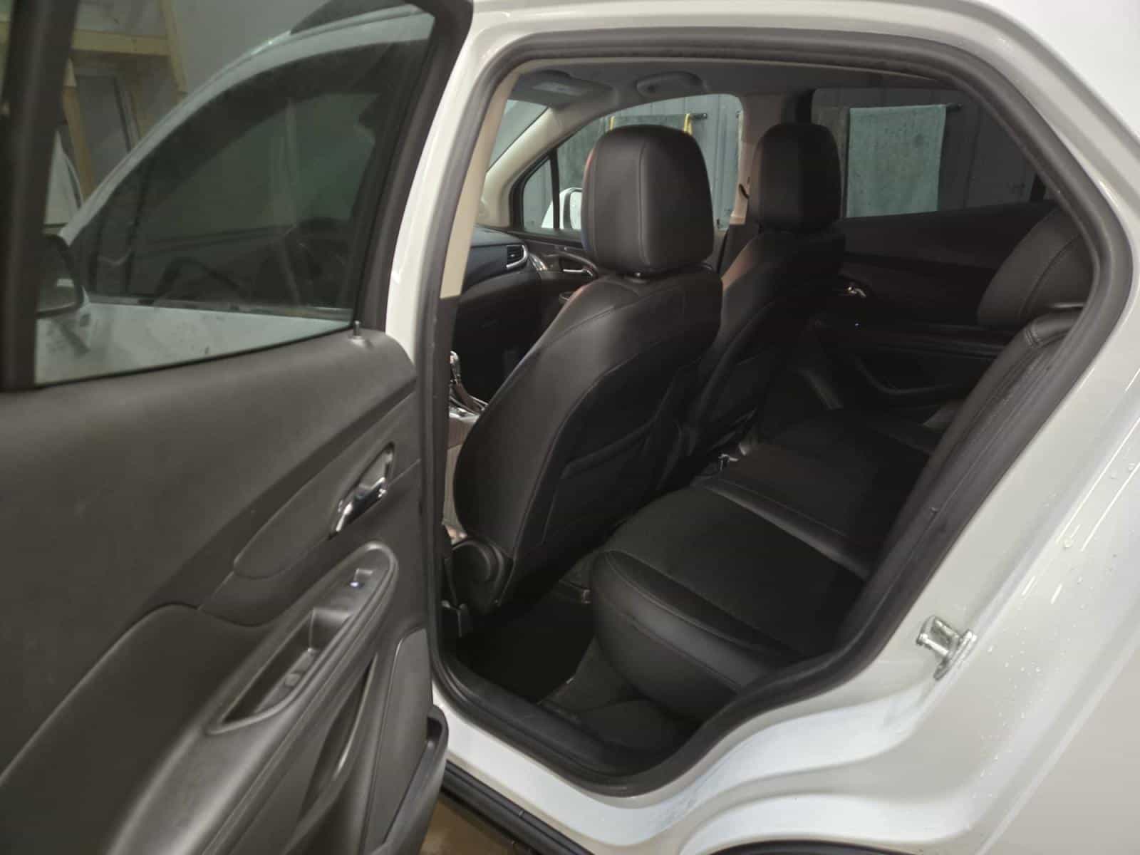 Image 10 Buick Encore Preferred 2017