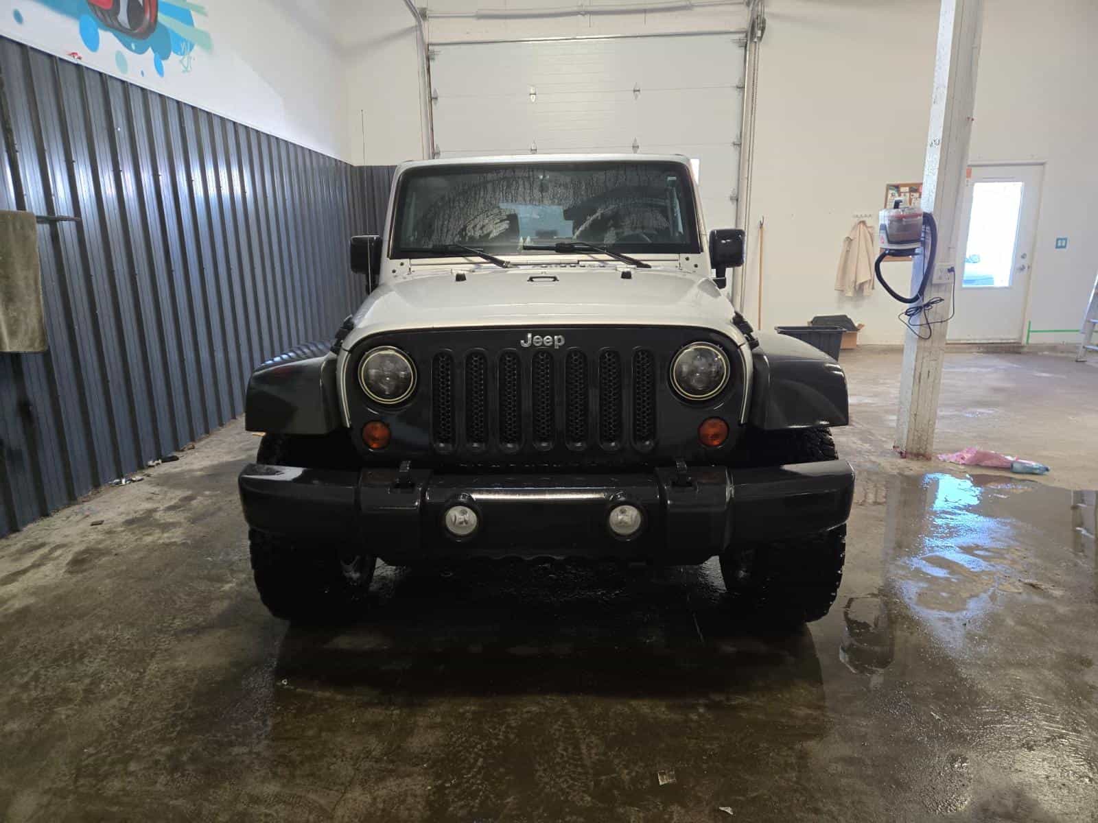 Image 2 Jeep Wrangler Sport 2012