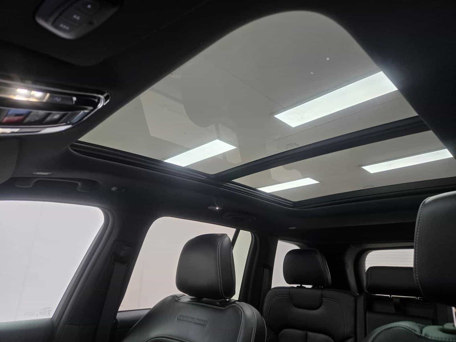 Image 8 Jeep Grand Cherokee Overland 2023