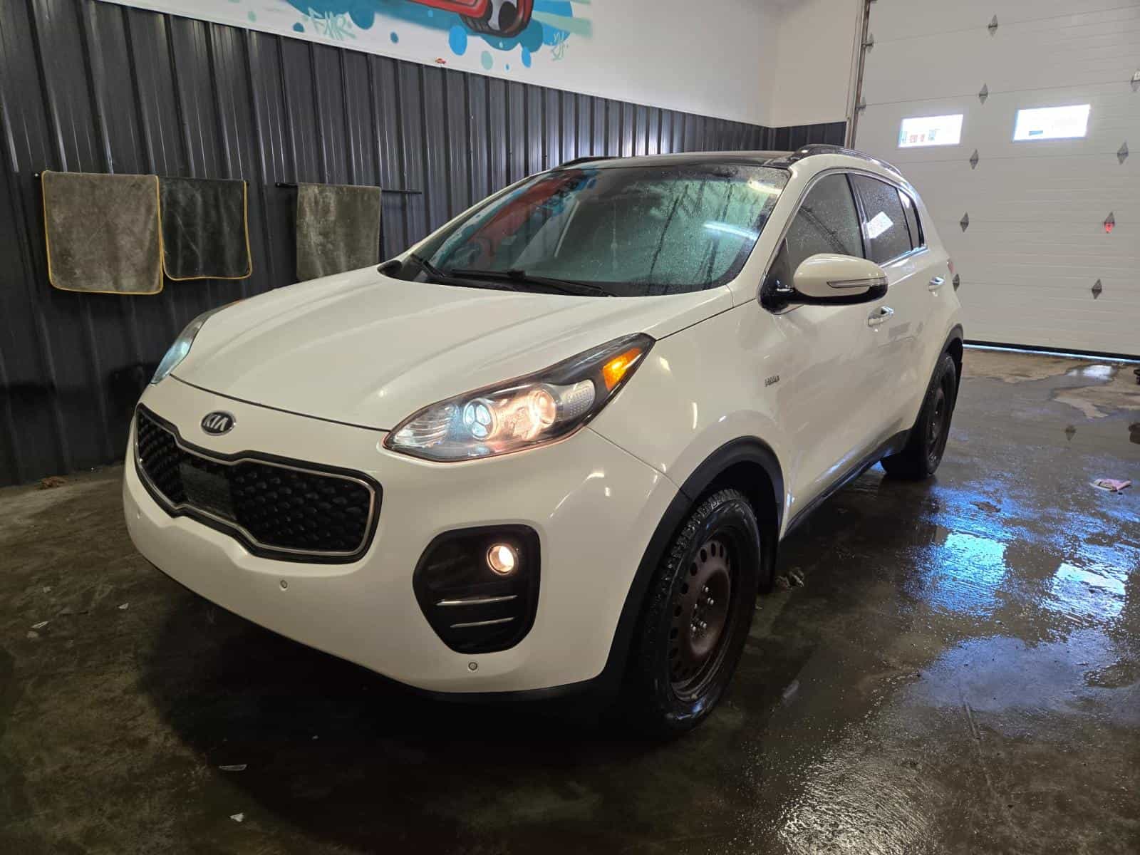 Image 1 Kia Sportage EX 2018