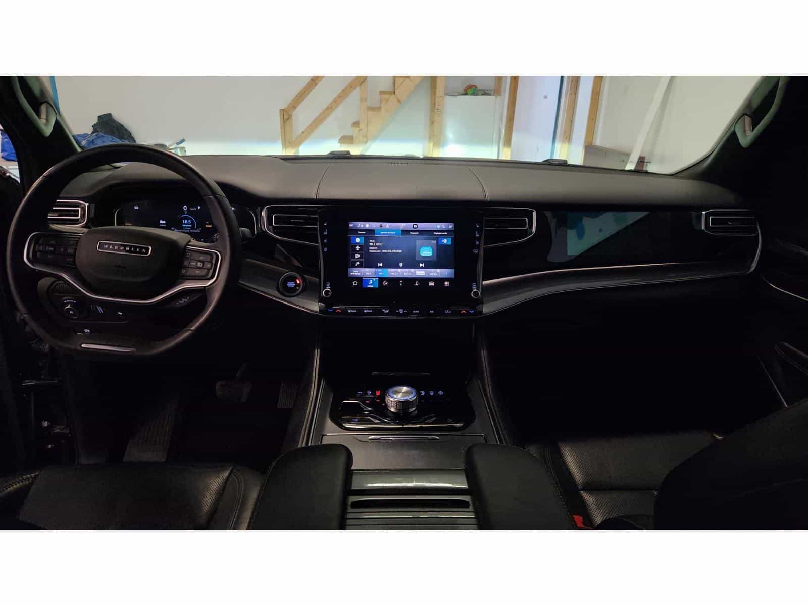 Image 14 Jeep Wagoneer Series III 2022