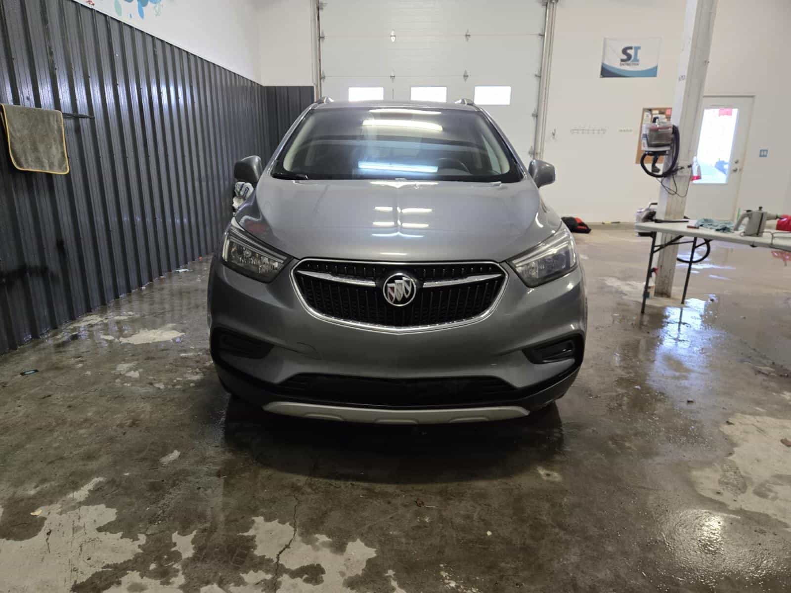 Image 4 Buick Encore Preferred 2020