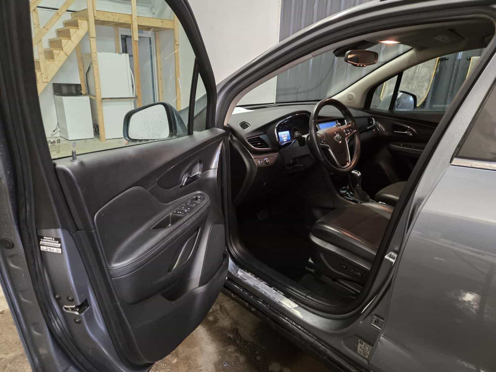 Image 9 Buick Encore Preferred 2020