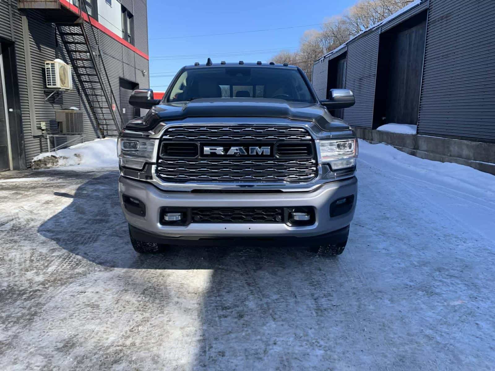 Image 2 RAM 2500 Laramie Limited 2020