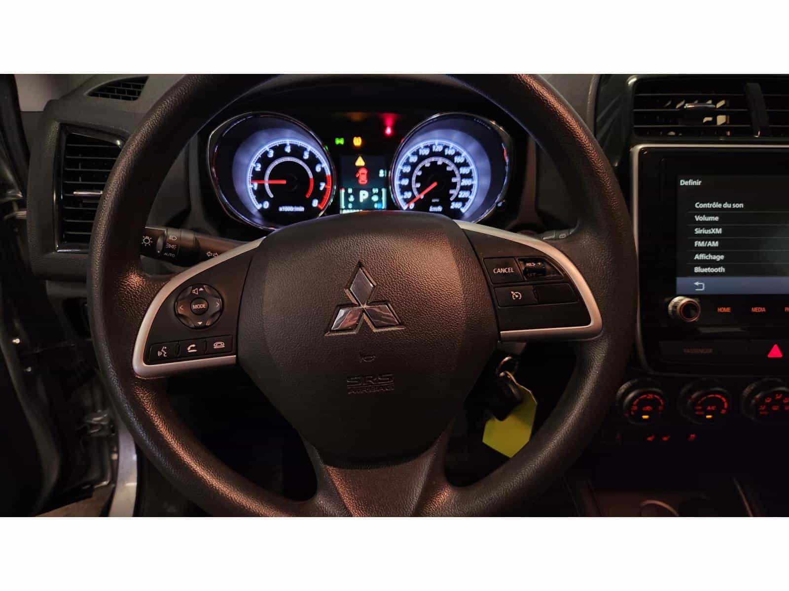 Image 16 Mitsubishi RVR ES 2022