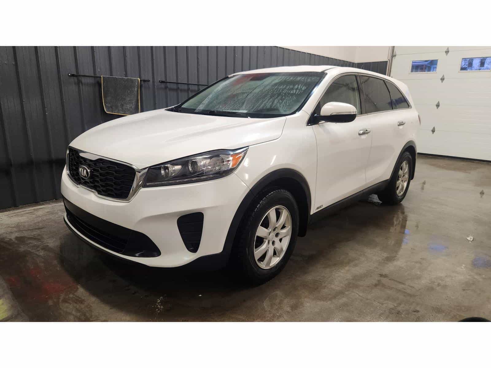 Image 1 Kia Sorento LX 2020