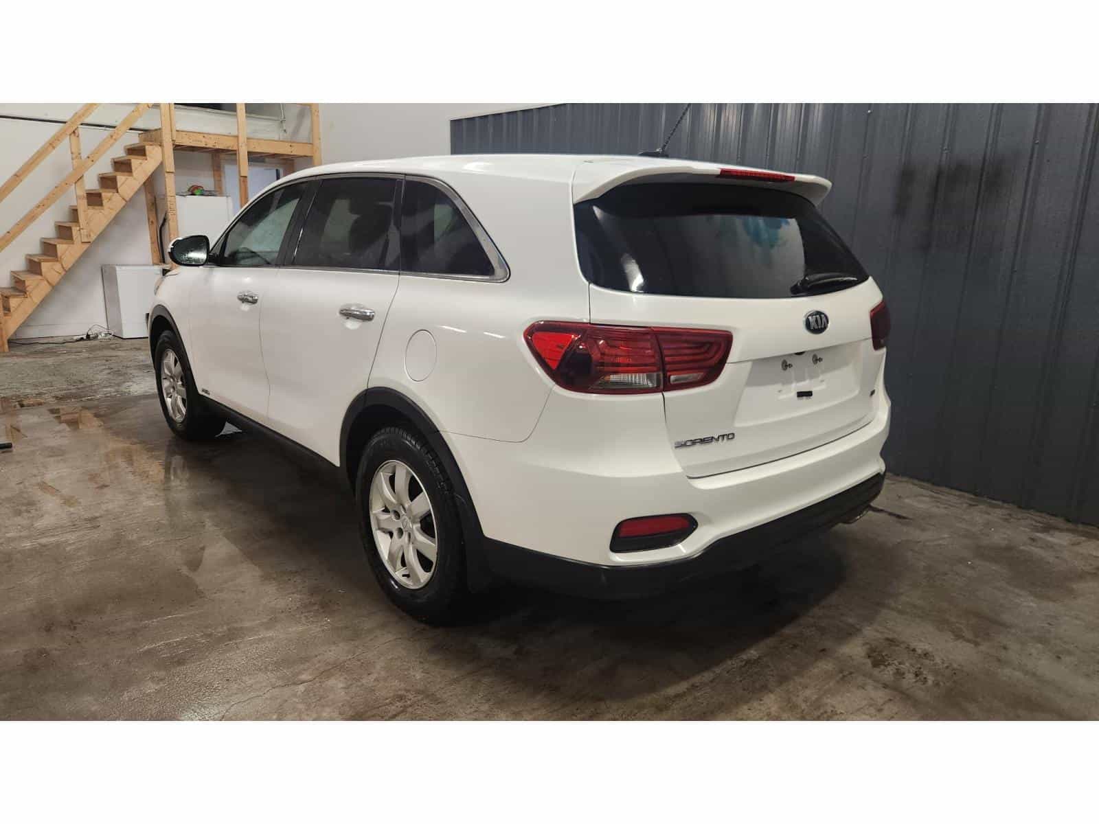 Image 6 Kia Sorento LX 2020