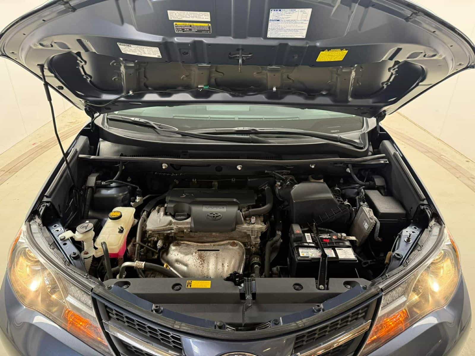 Image 8 Toyota Rav4 XLE 2013